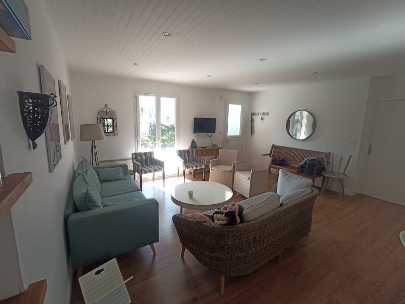 Restructuration d’une maison à Biscarosse dans les Landes.